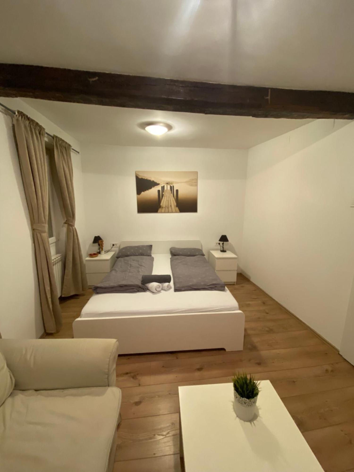 Nokturno Accomodation Zagreb Buitenkant foto