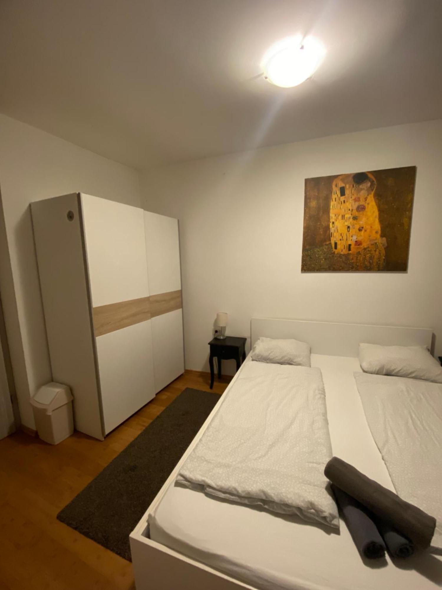 Nokturno Accomodation Zagreb Buitenkant foto